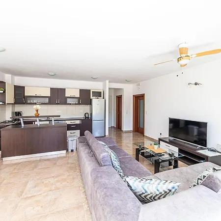 شقة Three-bedroom In Saldun