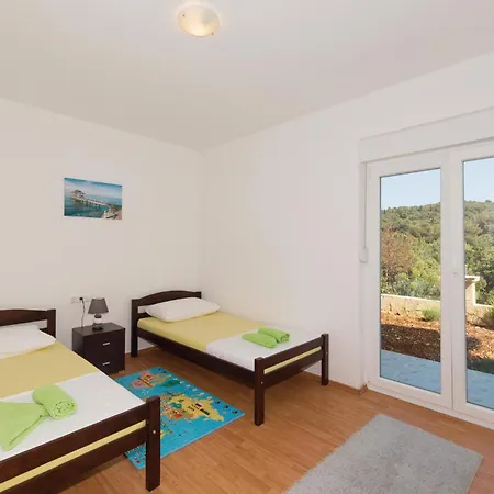 Three-bedroom In Saldun Apartman *